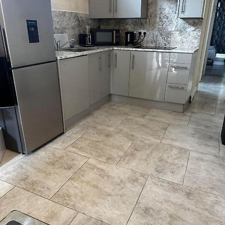 Bloomsbury Apartments - Edgware London Екстер'єр фото