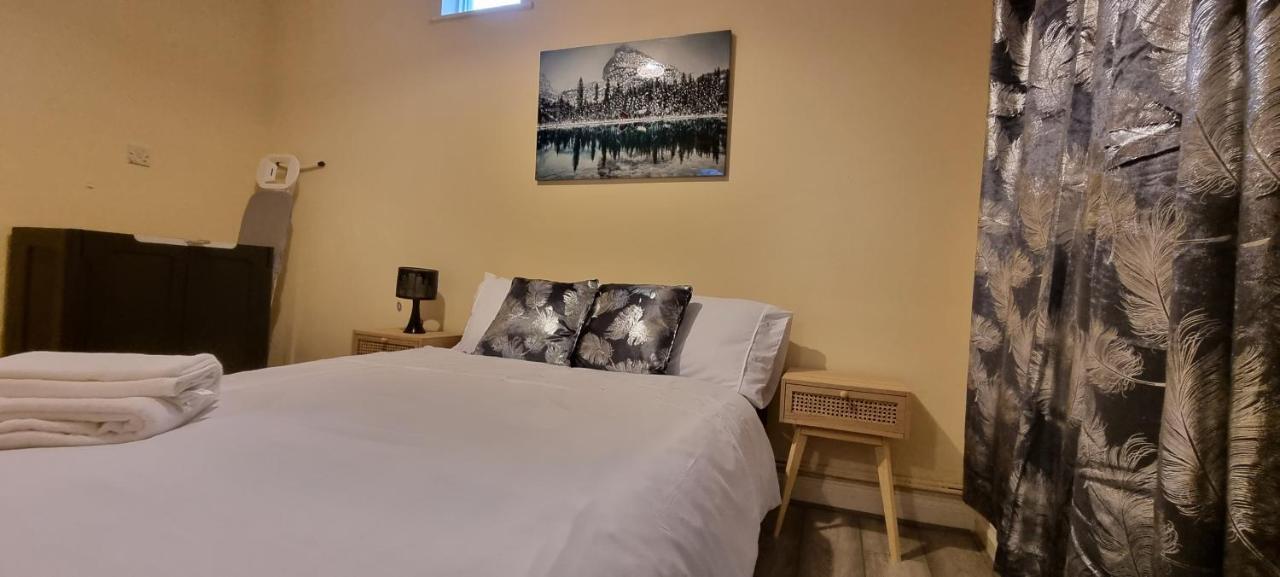 Bloomsbury Apartments - Edgware London Екстер'єр фото