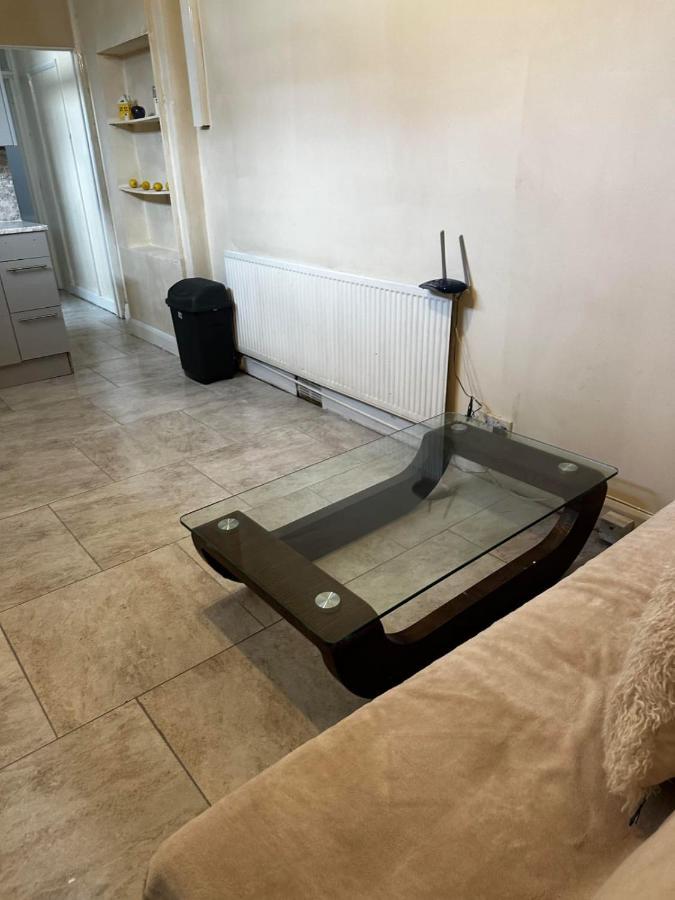 Bloomsbury Apartments - Edgware London Екстер'єр фото